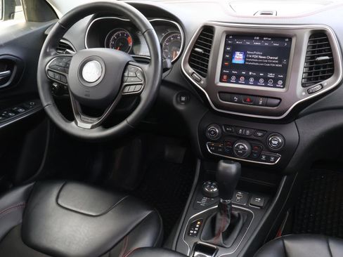 Used 2021 Jeep Cherokee Trailhawk w/ Trailer Tow Group image 10