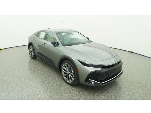 New 2026 Toyota Crown Limited w/ Advanced Technology Package image 13