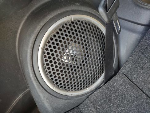 Used 2018 Mitsubishi Outlander SEL AWD/4WD image 32