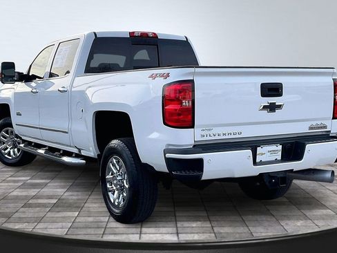 Used 2019 Chevrolet Silverado 3500 High Country w/ Duramax Plus Package image 13