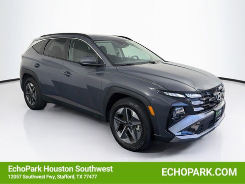 Used 2025 Hyundai Tucson SEL FWD image 1