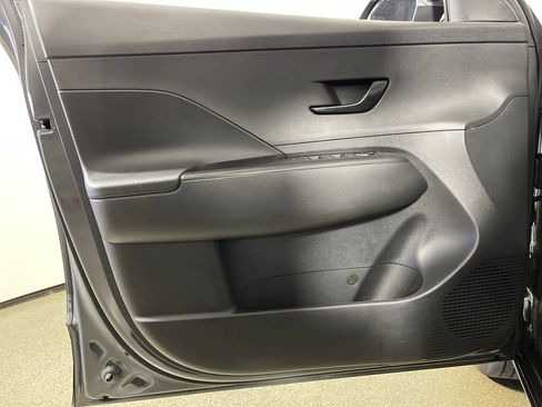 Certified 2025 Hyundai Kona SEL FWD image 19