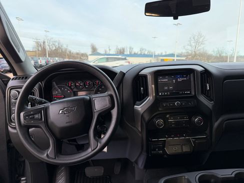 Used 2020 Chevrolet Silverado 1500 Custom Trail Boss w/ Custom Convenience Package image 16