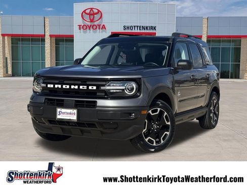 Used 2021 Ford Bronco Sport Outer Banks w/ Outer Banks Package AWD/4WD image 1