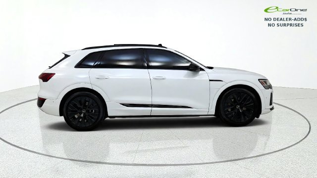 Used 2024 Audi Q8 e-tron Prestige w/ Prestige Package AWD/4WD image 9