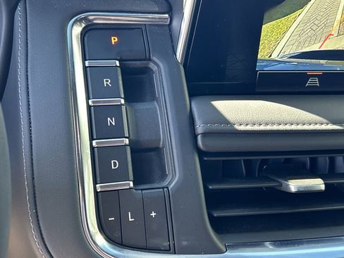 Certified 2024 GMC Yukon XL SLE w/ Gmc Pro Safety Plus Package image 24