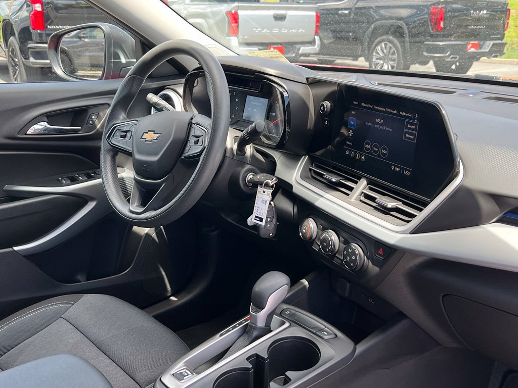 Certified 2026 Chevrolet Trax LS FWD image 22
