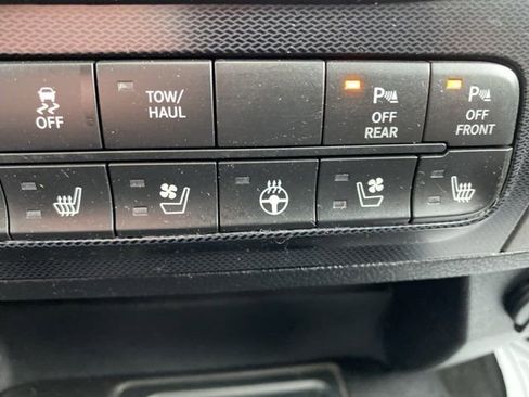 Used 2017 RAM 2500 Power Wagon w/ Leather & Luxury Group AWD/4WD image 5