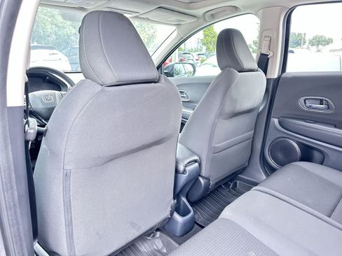 Used 2022 Honda HR-V EX image 14