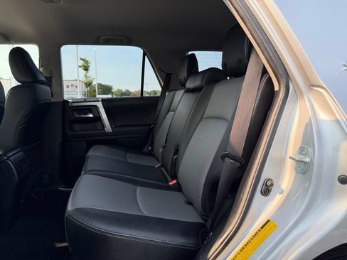 Certified 2021 Toyota 4Runner SR5 Premium AWD/4WD image 16