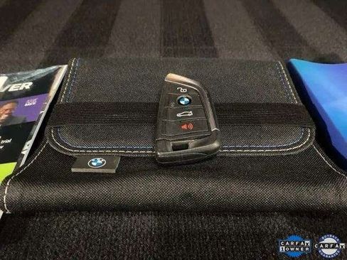 Used 2025 BMW i4 xDrive40i image 90