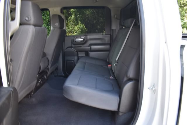 Used 2022 Chevrolet Silverado 2500 Custom w/ Custom Convenience Package AWD/4WD image 11