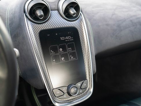 Used 2018 McLaren 570S Spider RWD image 13