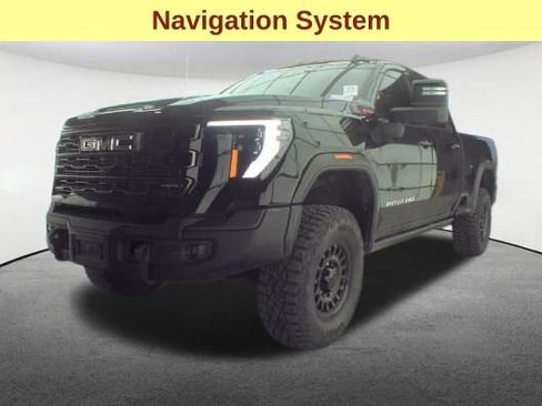 Used 2024 GMC Sierra 2500 AT4X w/ AT4X AEV Edition image 4