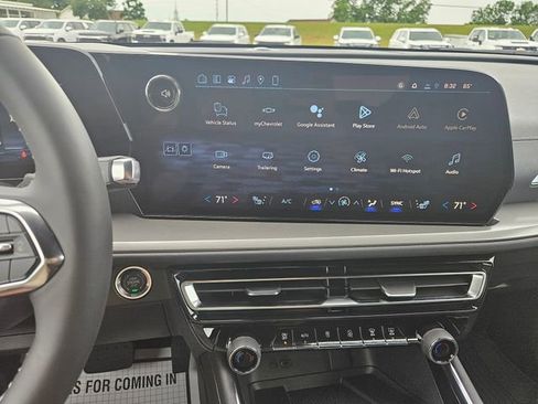 New 2026 Chevrolet Traverse LT FWD image 17