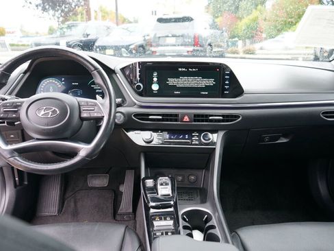 Certified 2022 Hyundai Sonata Limited w/ Cargo Package image 21