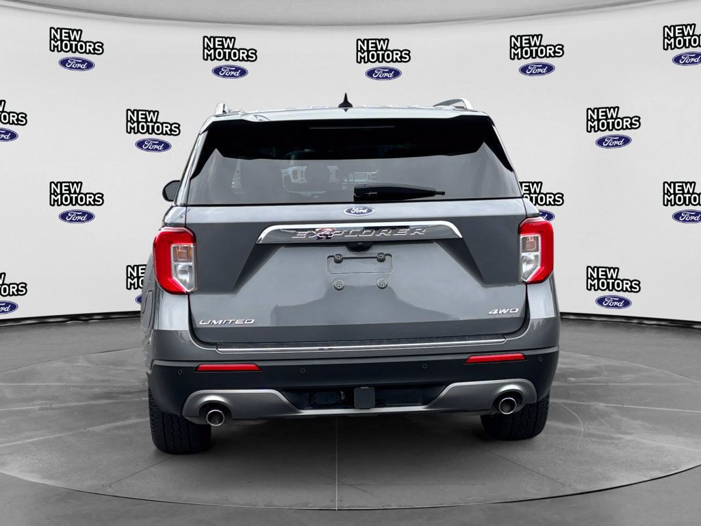 Used 2021 Ford Explorer Limited w/ Equipment Group 301A AWD/4WD image 4