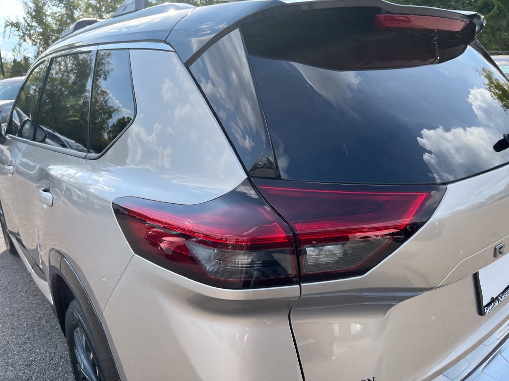Used 2026 Nissan Rogue Platinum w/ Platinum Premium Package AWD/4WD image 40