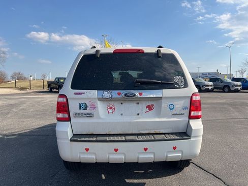 Used 2009 Ford Escape Limited image 4