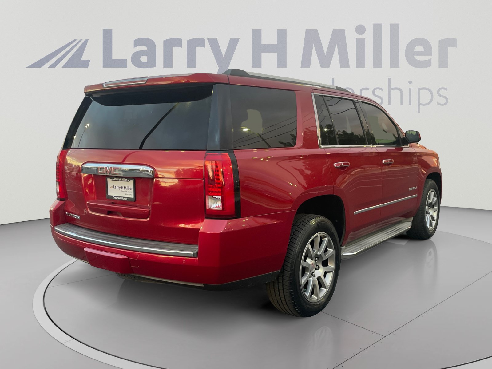 Used 2015 GMC Yukon Denali AWD/4WD image 5