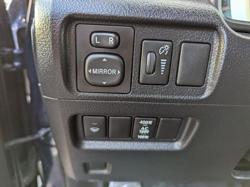 Used 2018 Toyota 4Runner TRD Off-Road Premium image 14