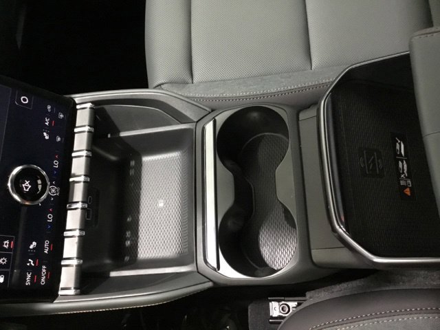 New 2027 GMC Terrain AT4 w/ Technology Package II AWD/4WD image 28