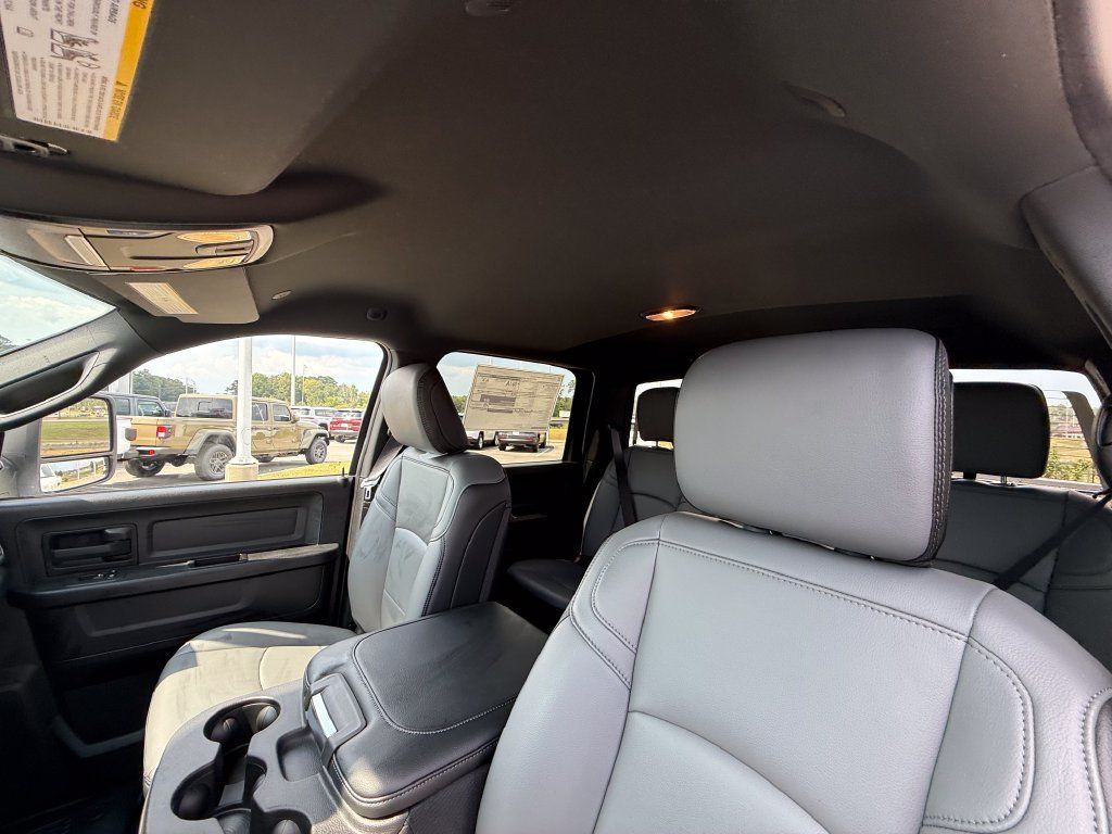 New 2027 RAM 2500 Tradesman w/ Chrome Appearance Group AWD/4WD image 21