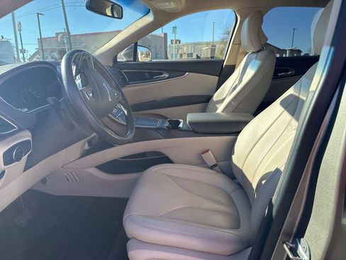 Used 2017 Lincoln MKX Select w/ Select Plus Package image 10