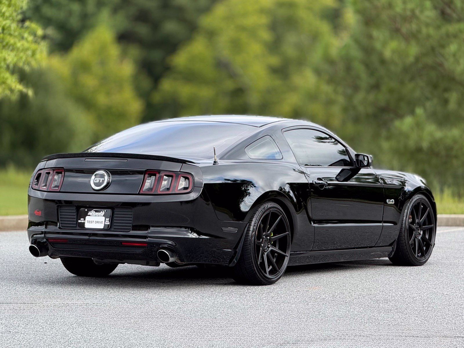 Used 2014 Ford Mustang GT RWD image 11