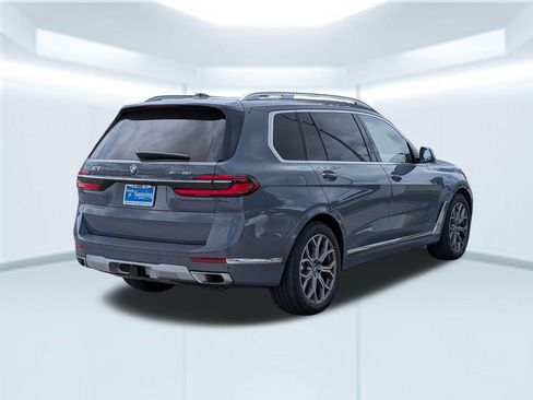 Used 2023 BMW X7 xDrive40i w/ Premium Package AWD/4WD image 5