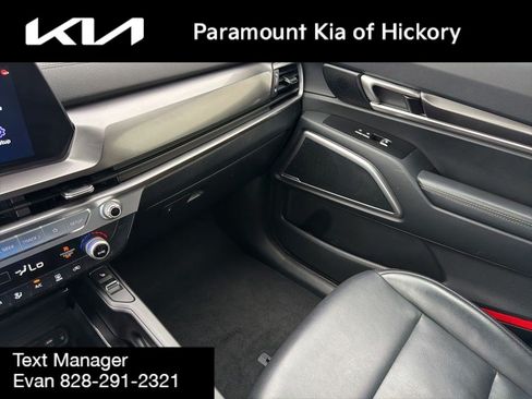 Used 2025 Kia Telluride S AWD/4WD image 28