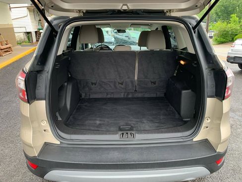 Used 2017 Ford Escape SE AWD/4WD image 8