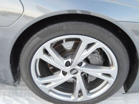 Used 2023 Audi e-tron GT Premium Plus image 10