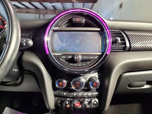 Used 2015 MINI Cooper S image 28