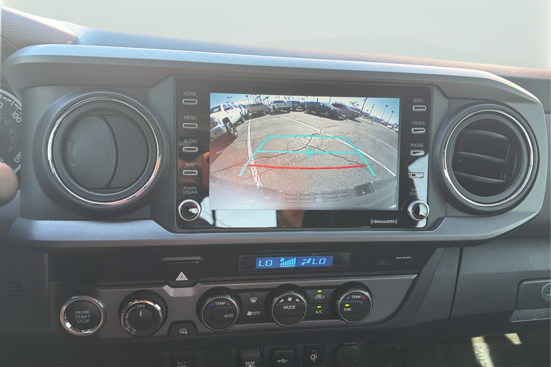 Used 2021 Toyota Tacoma TRD Off-Road AWD/4WD image 25