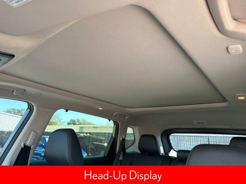 Certified 2025 Nissan Rogue SL w/ Tech Package image 19