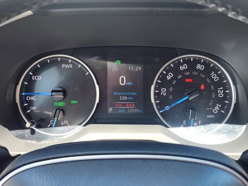 Used 2021 Toyota RAV4 XLE Premium AWD/4WD image 11