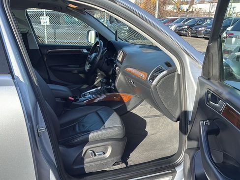 Used 2015 Audi Q5 2.0T Premium Plus w/ Technology Package image 25