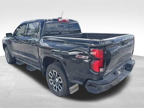 Used 2024 Chevrolet Colorado Z71 w/ Z71 Convenience Package 2 AWD/4WD image 16
