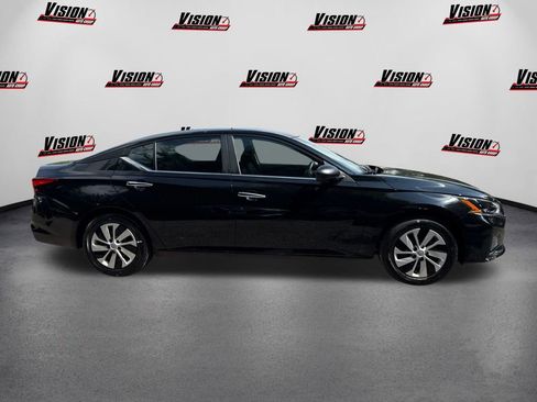 New 2025 Nissan Altima 2.5 S image 4