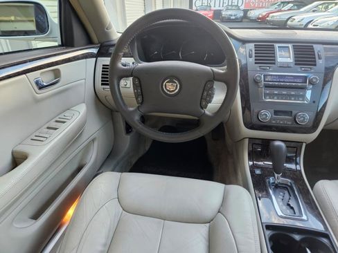 Used 2010 Cadillac DTS image 14