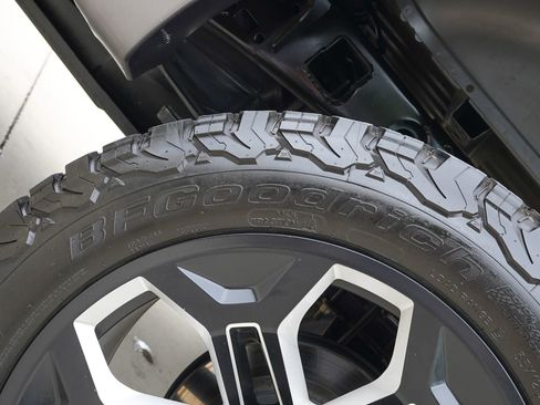 Used 2022 Ford F150 XLT w/ Equipment Group 302A High image 32