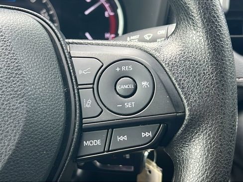 Used 2024 Toyota RAV4 LE FWD image 21