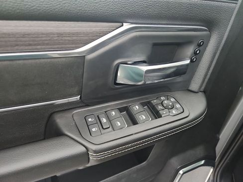 New 2026 RAM 3500 Laramie AWD/4WD image 12
