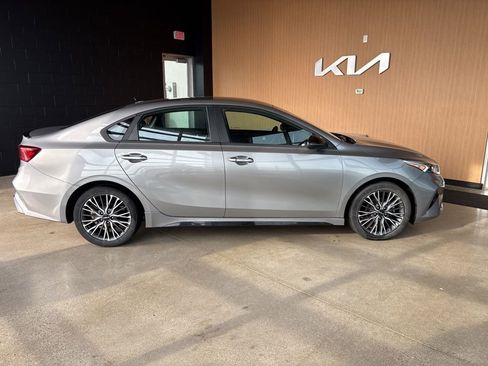 Certified 2023 Kia Forte GT-Line image 15