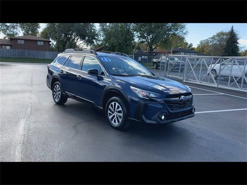 Used 2023 Subaru Outback Premium image 2