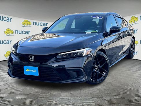 Used 2024 Honda Civic Sport image 3
