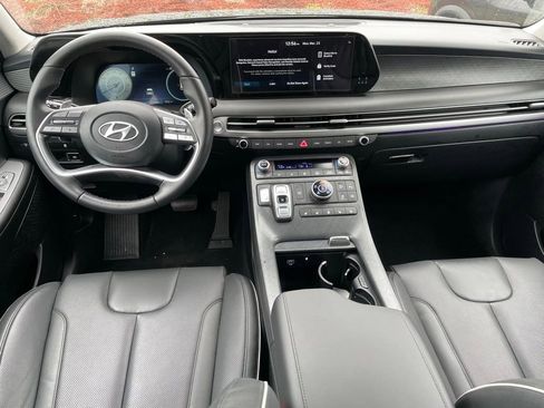 Used 2025 Hyundai Palisade Limited AWD/4WD image 13