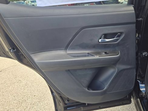 Used 2026 Nissan Kicks SR AWD/4WD image 17