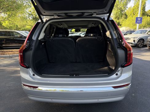 Certified 2025 Volvo XC90 B5 Plus AWD/4WD image 34